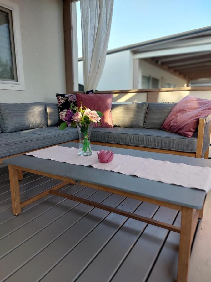 Mobile Home Whit Sea View Lavojesa Drage Exterior photo