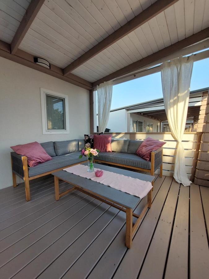 Mobile Home Whit Sea View Lavojesa Drage Exterior photo